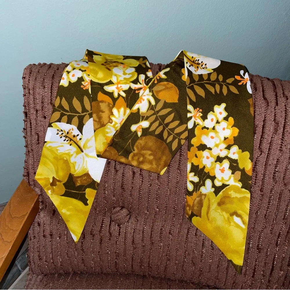 Vintage | 70s Floral Long Head Wrap Scarf